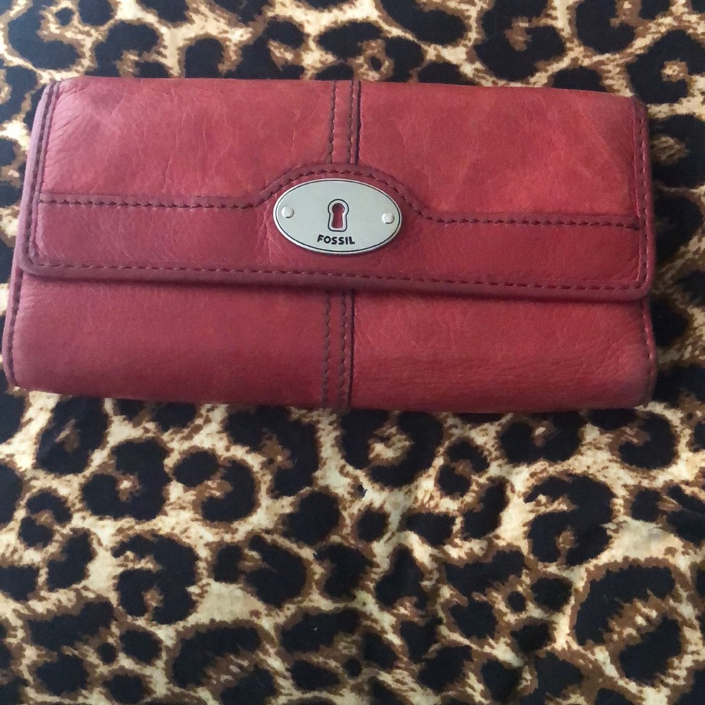 FOSSIL Red Leather Wallet
